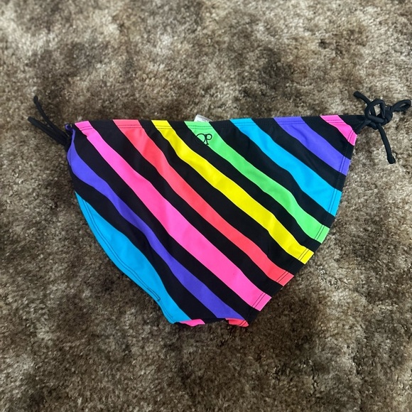 NWOT OP Swim Bottoms Colorful Size large - Picture 7 of 7